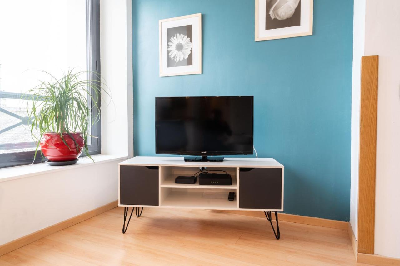 Appartement Rien Que Pour Vous Proche Centre Ville Laval  Kültér fotó